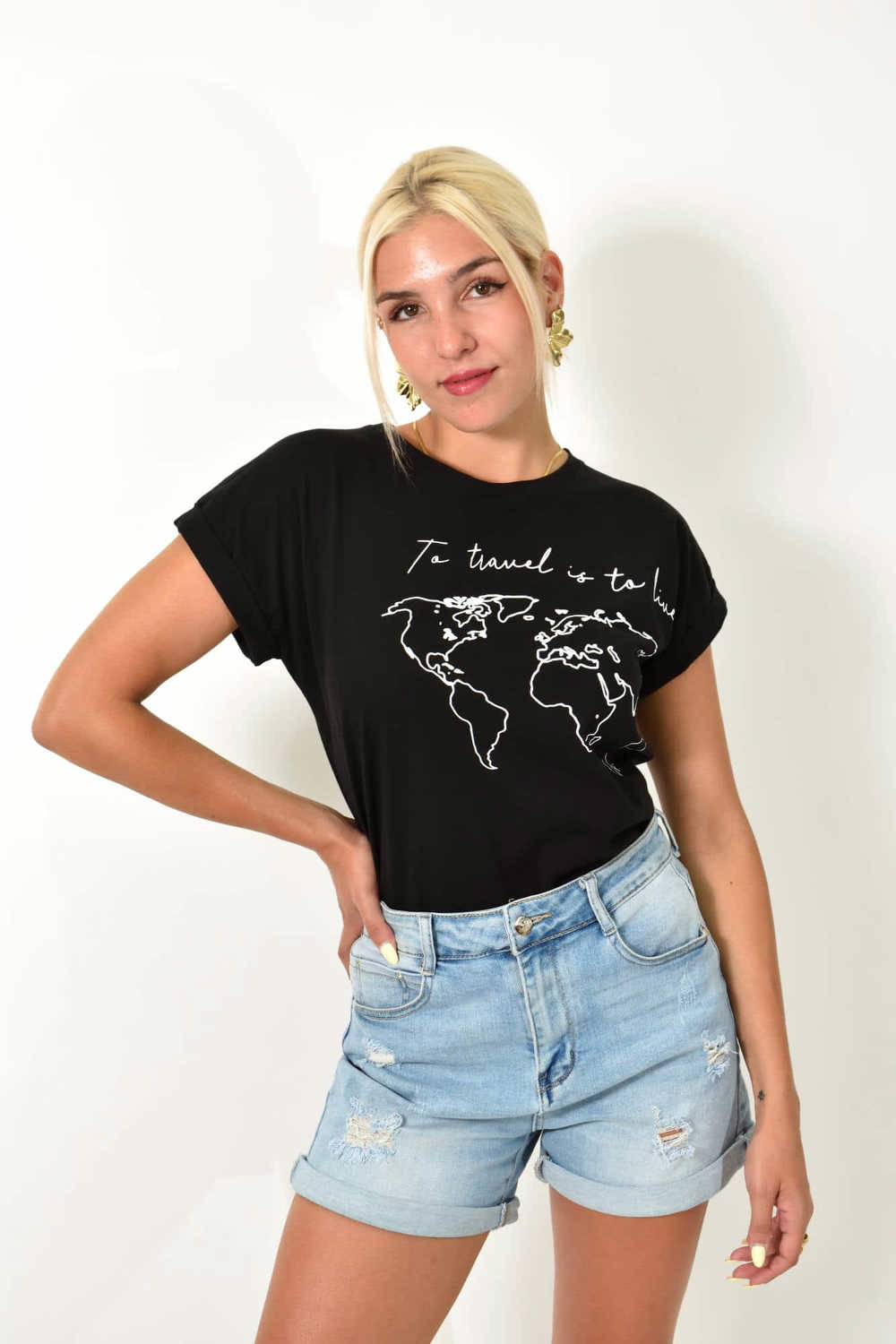 Γυναικείο T-shirt με τύπωμα to travel is to live Μαύρο 25521 φωτογραφία