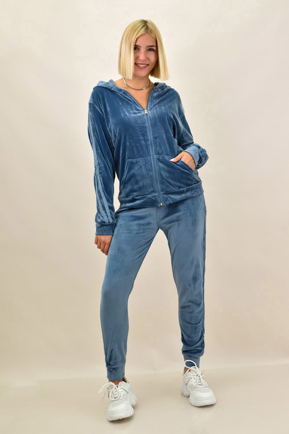 Γυναικείο σετ βελουτέ φόρμα με τύπωμα αστέρι Γαλάζιο 17822 φωτογραφία