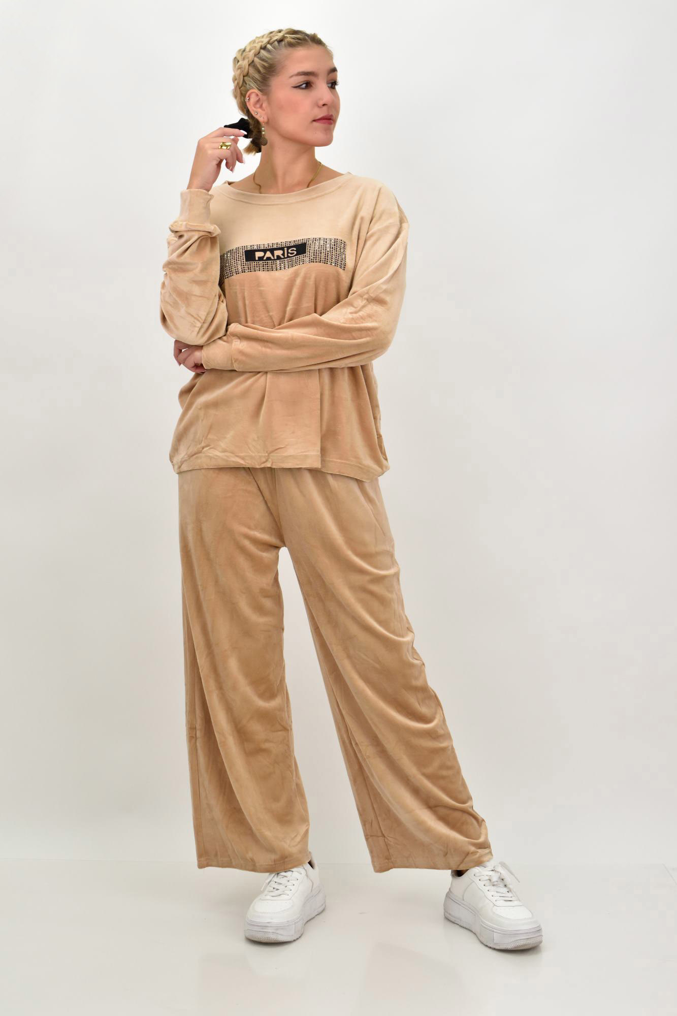 Γυναικείο σετ βελουτέ oversized με τύπωμα Μπεζ 22049