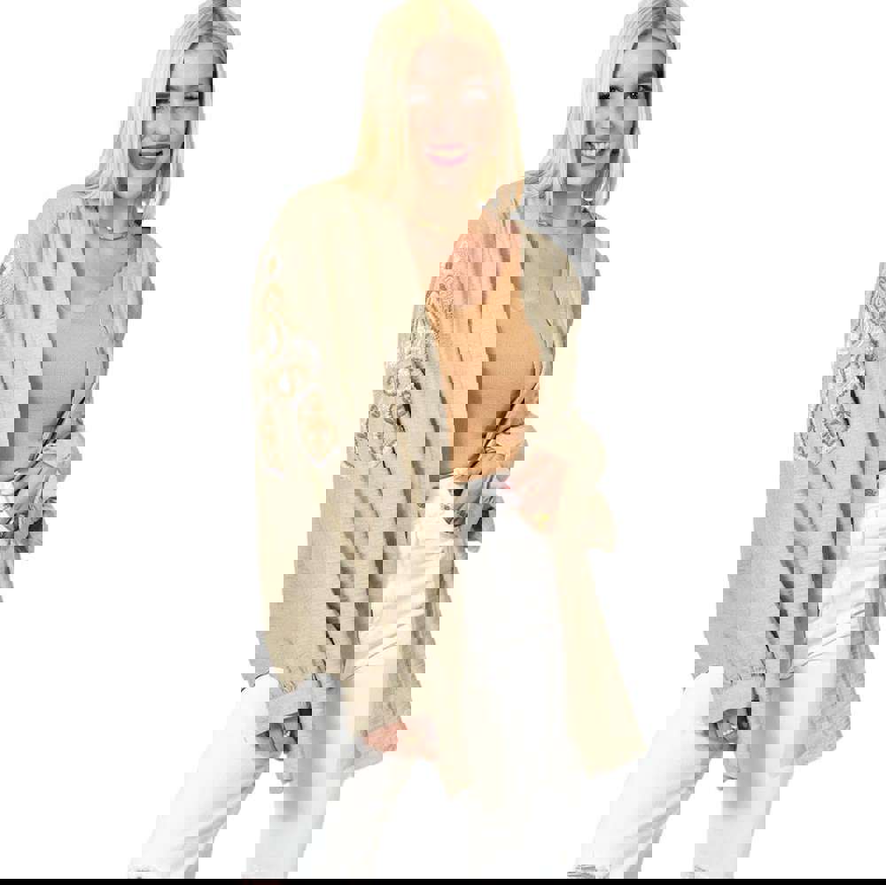 Γυναικείο πανωφόρι με πούλιες και σχέδιο Μπεζ 23433