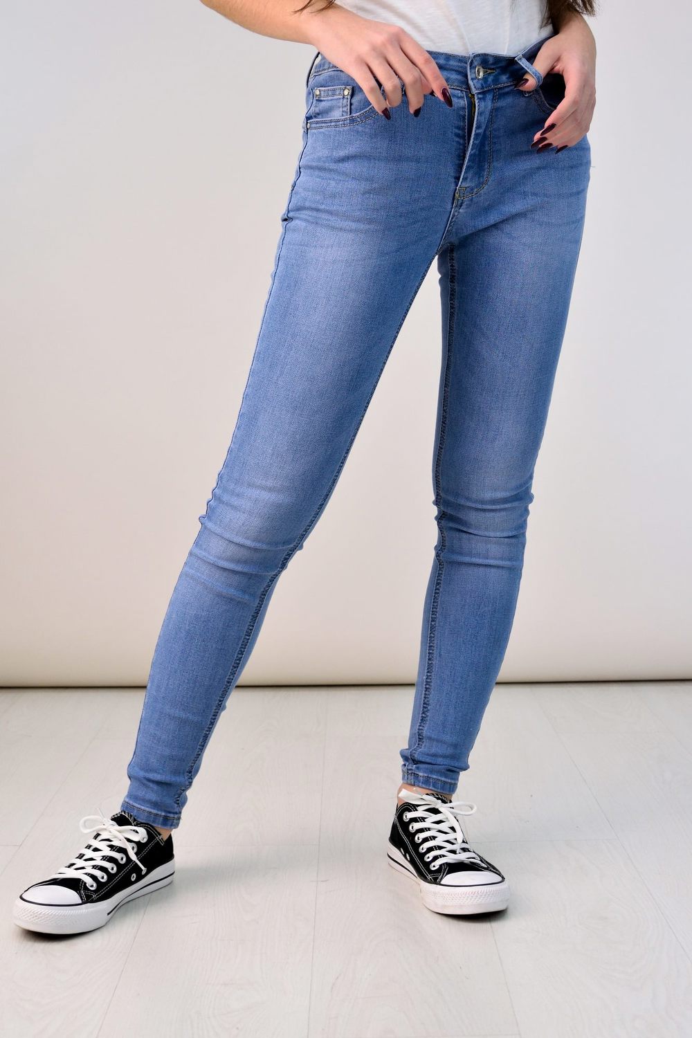 Τζιν παντελόνι skinny με κανονική μέση Μπλε Τζιν 964 φωτογραφία