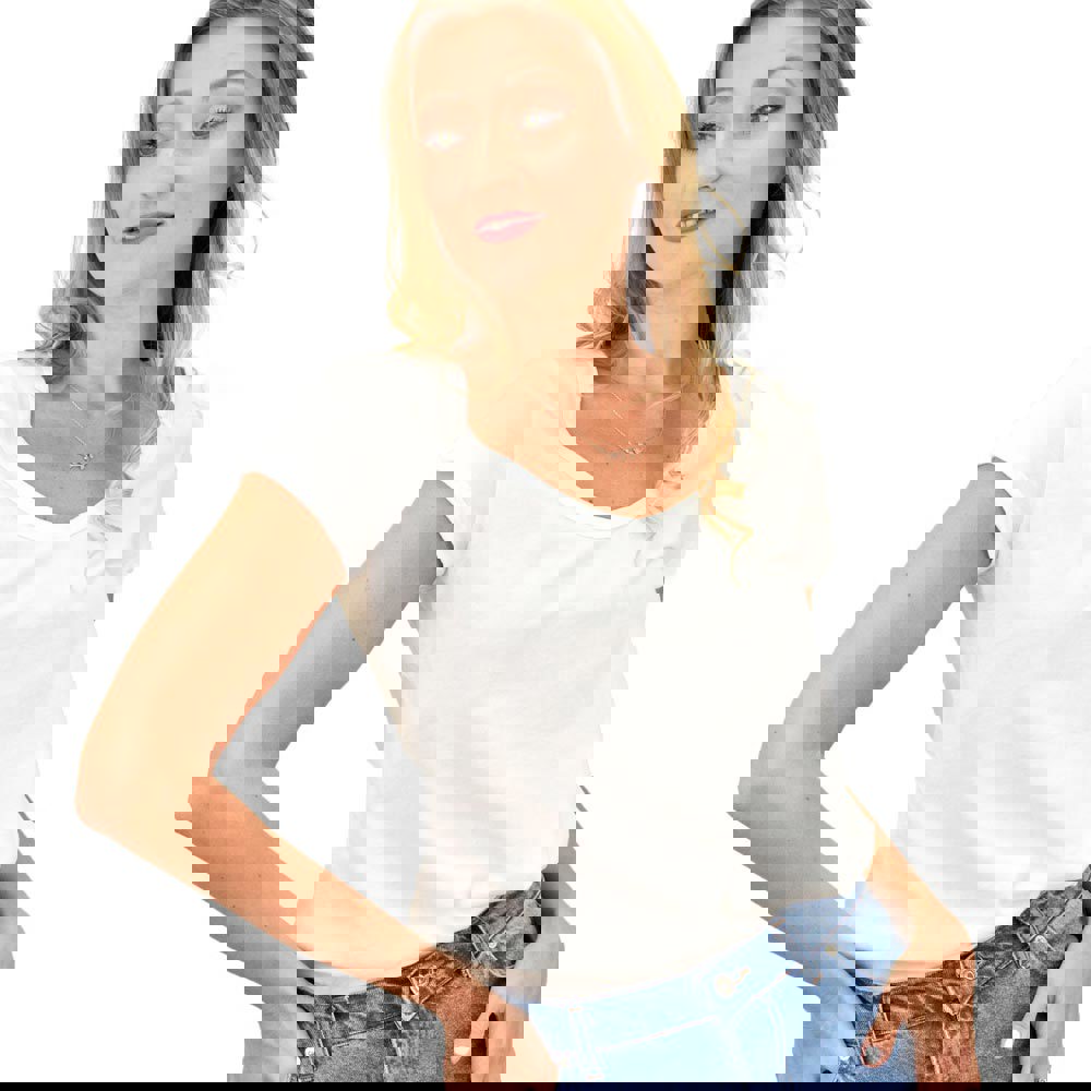 Γυναικεία μπλούζα με στρογγυλή ανοιχτή λαιμόκομψη Εκρού 9931