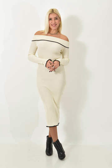  - Μίντι φόρεμα στράπλες με ρέλι σε αντίθεση εκρού