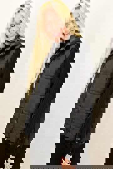  - Γυναικείο αμάνικο καπιτονέ μπουφάν με κουκούλα, φερμουάρ, πλαϊνές τσέπες, μαύρο