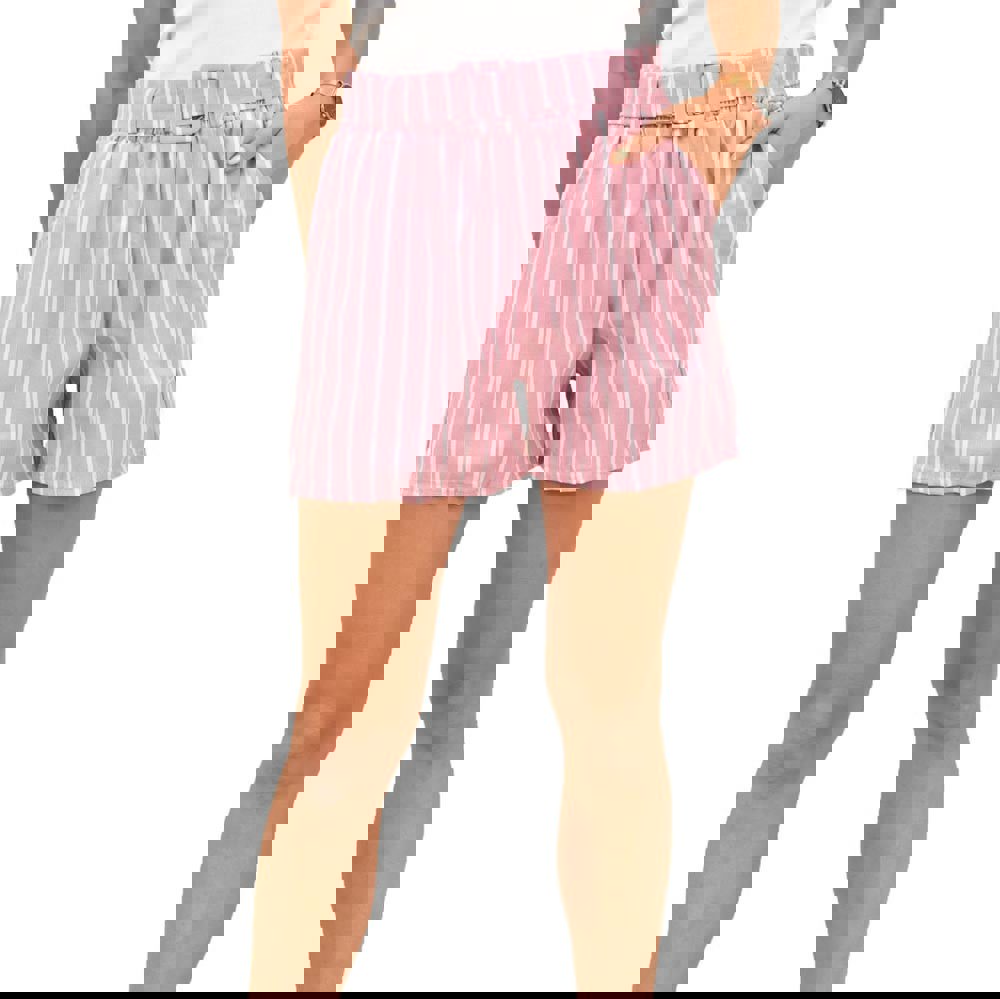 Γυναικείο σορτς με ρίγες και ζώνη Ροζ 16538