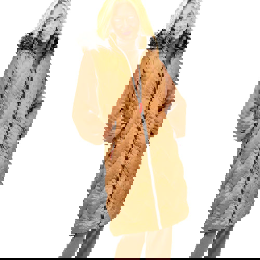 Γυναικείο μπουφάν αμάνικο με γούνα στην κουκούλα Καφέ 12569