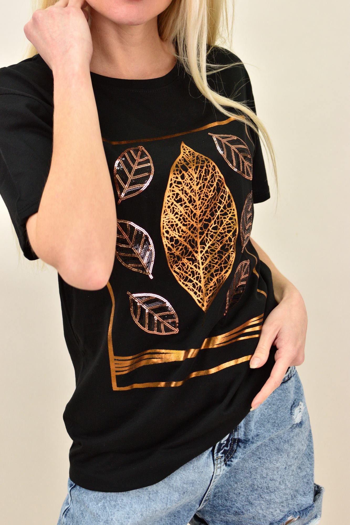 Γυναικείο T-shirt με στάμπα φύλλο Μαύρο 14371