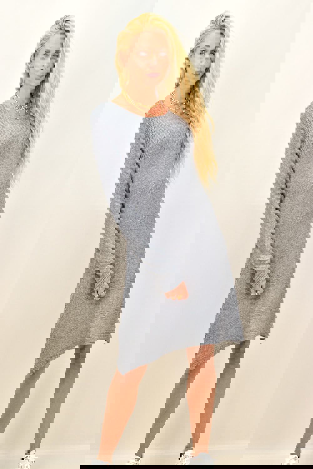 Γυναικείο πλεκτό midi φόρεμα με σχέδιο Γκρι 12855 φωτογραφία