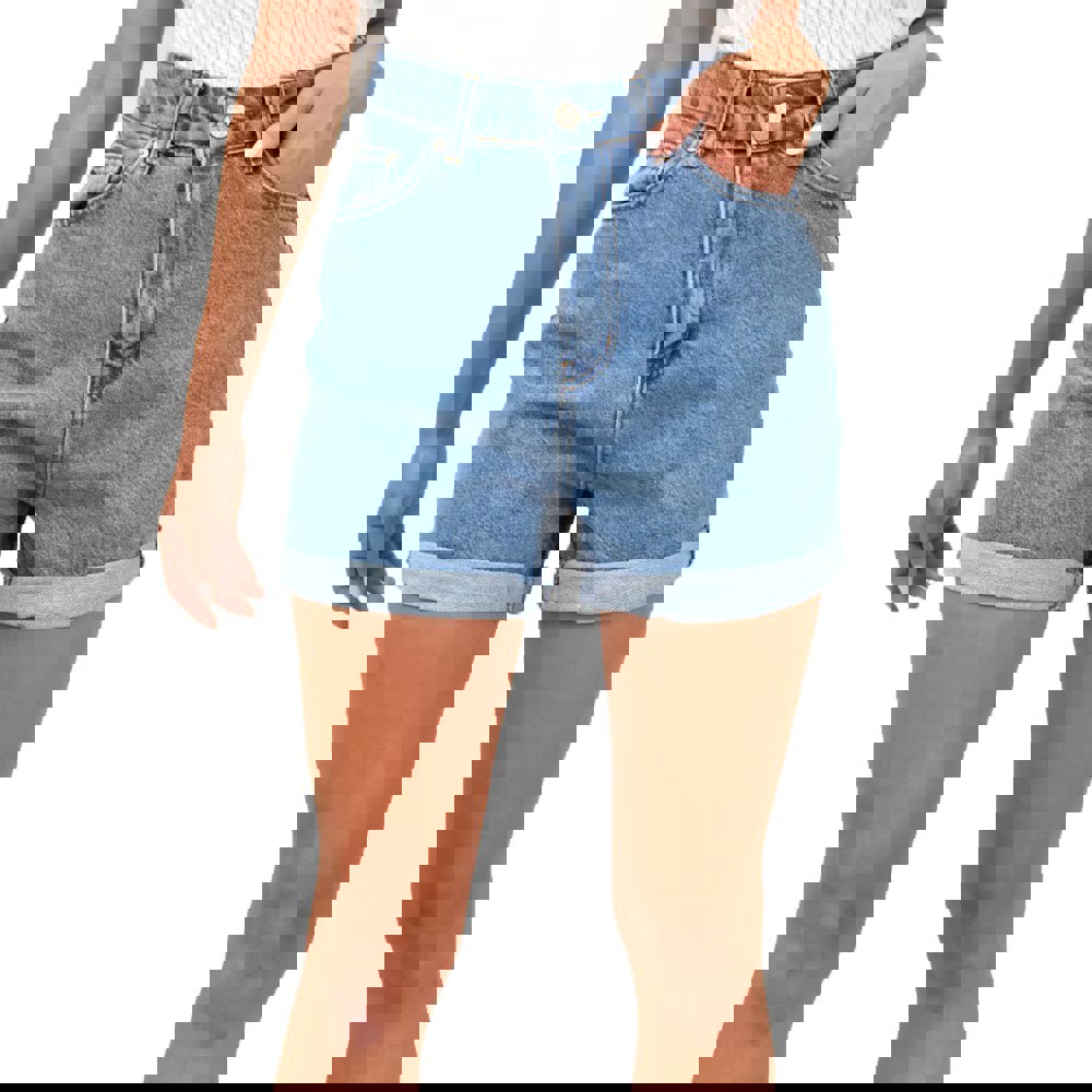 Γυναικείο τζιν σορτσάκι με γυρισμένο ρεβέρ Μπλε Τζιν 15684