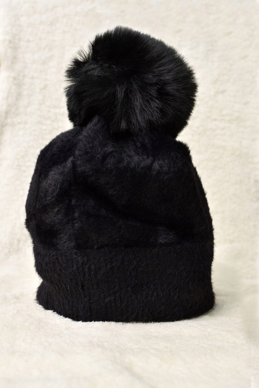 Γυναικείο σκουφάκι με φούντα Μαύρο 13415 φωτογραφία