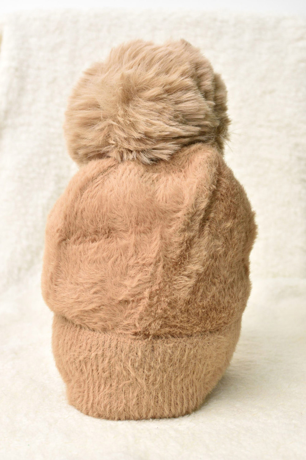 Γυναικείο σκουφάκι με φούντα Καφέ 13420 φωτογραφία