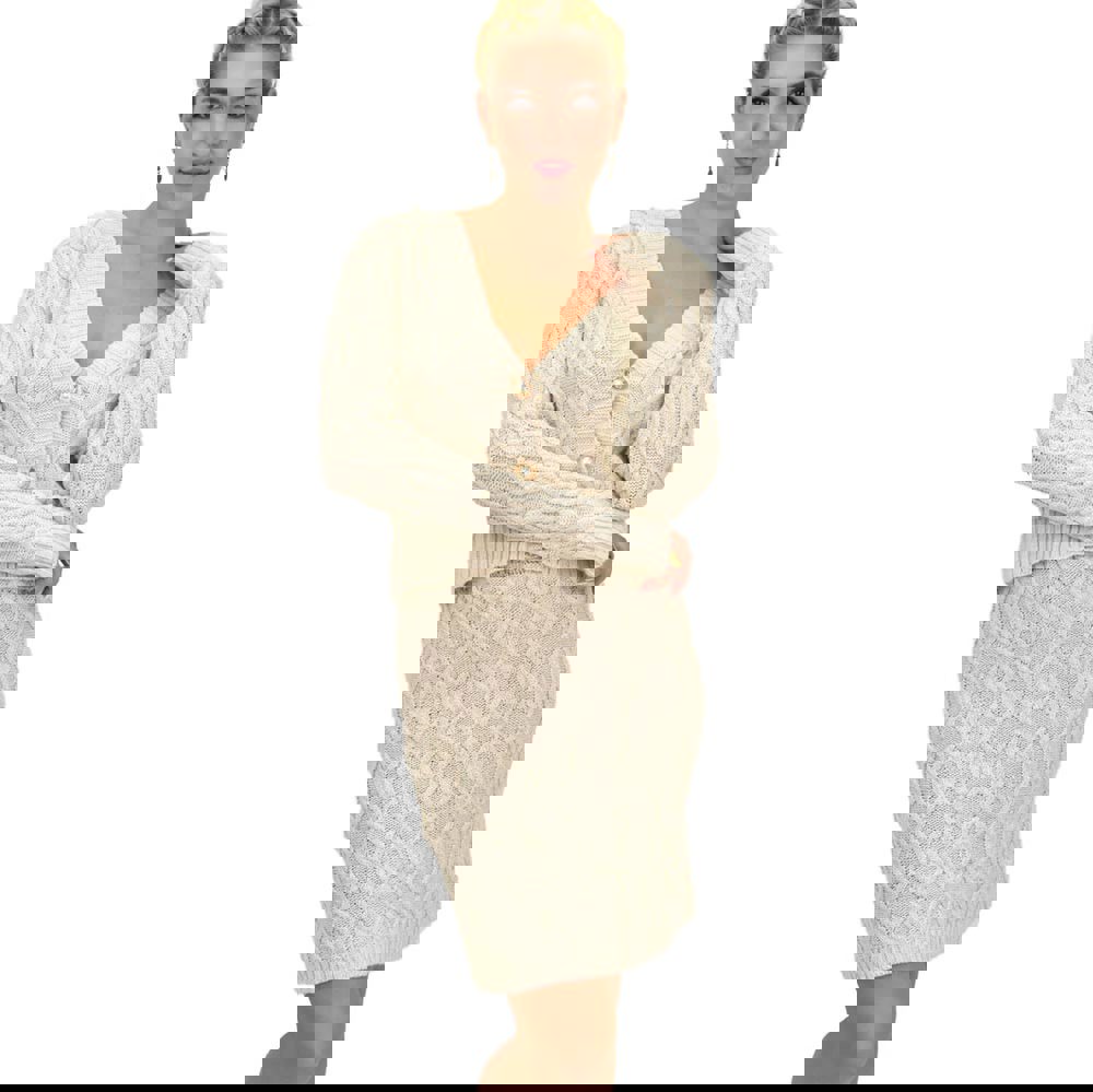 Γυναικείο πλεκτό σετ με σχέδιο πλεξούδες Εκρού 22105