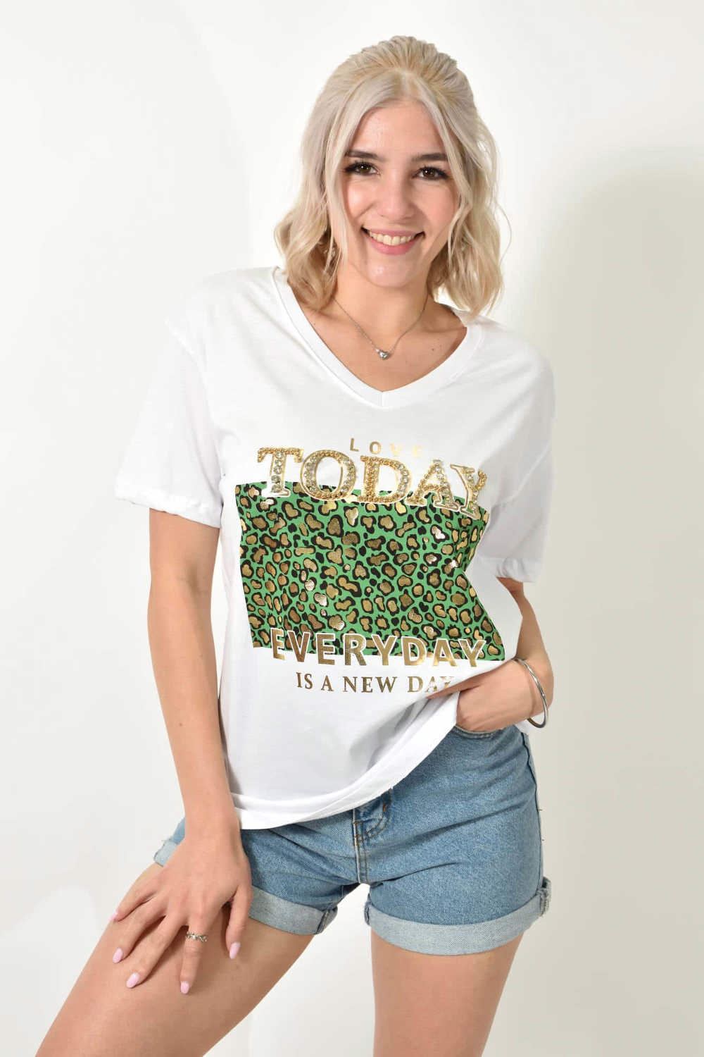 T-Shirt με στάμπα "Love Today" Λευκό 24247 φωτογραφία