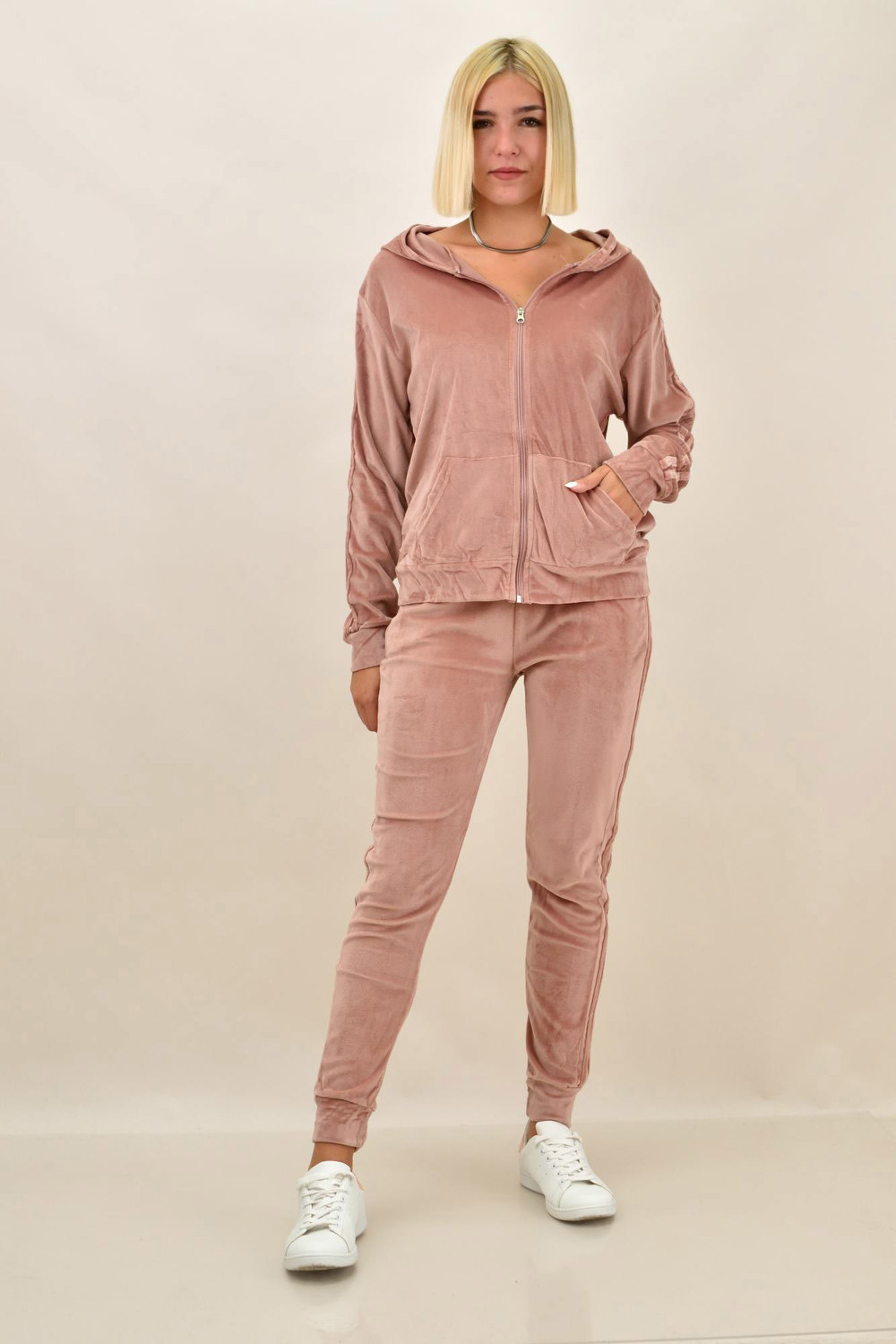 Γυναικείο σετ βελουτέ φόρμα με τύπωμα LOVE Απαλό Ροζ 17820 φωτογραφία