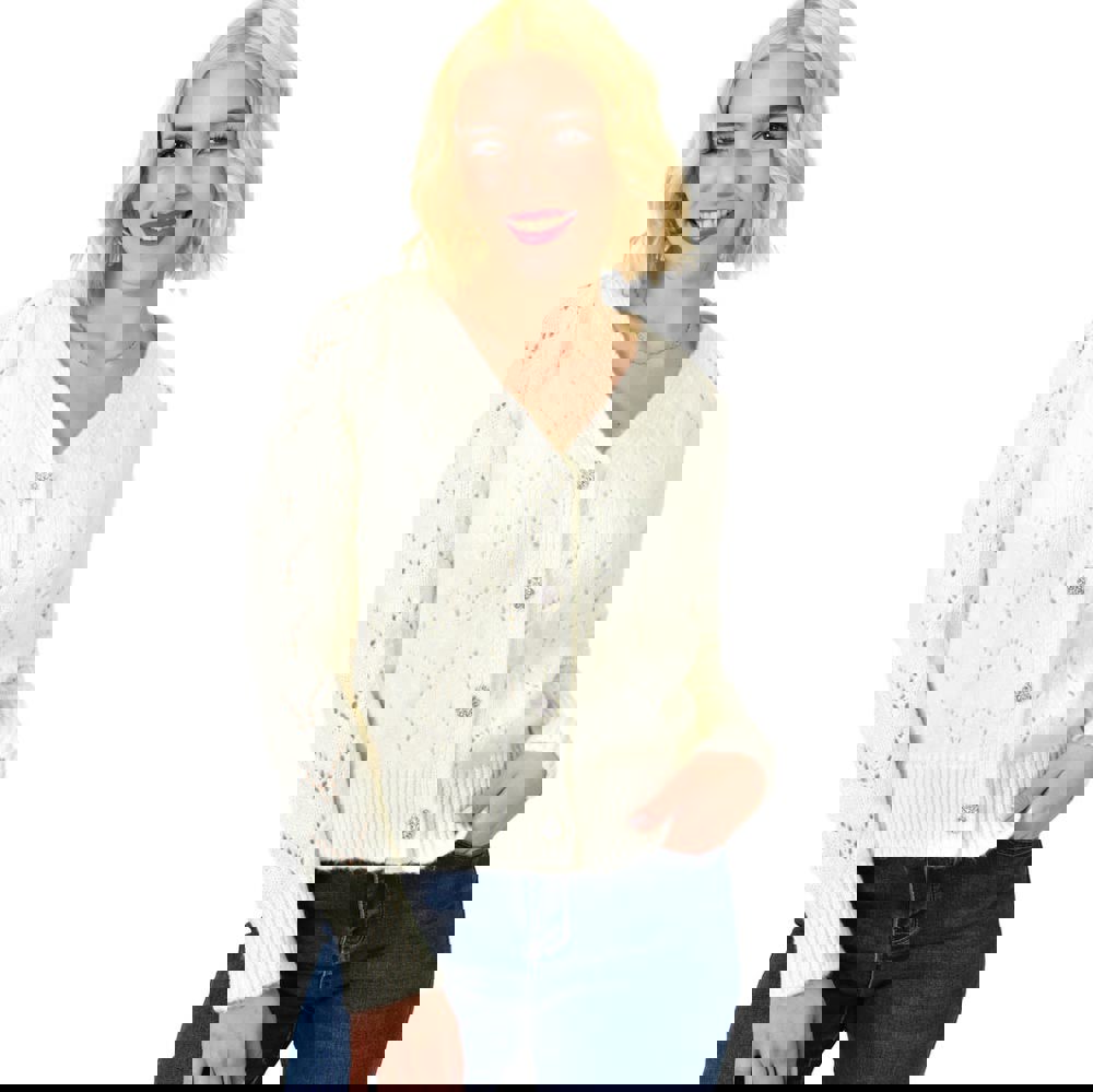 Γυναικεία πλεκτή ζακέτα με στρας στα κουμπιά Εκρού 23056