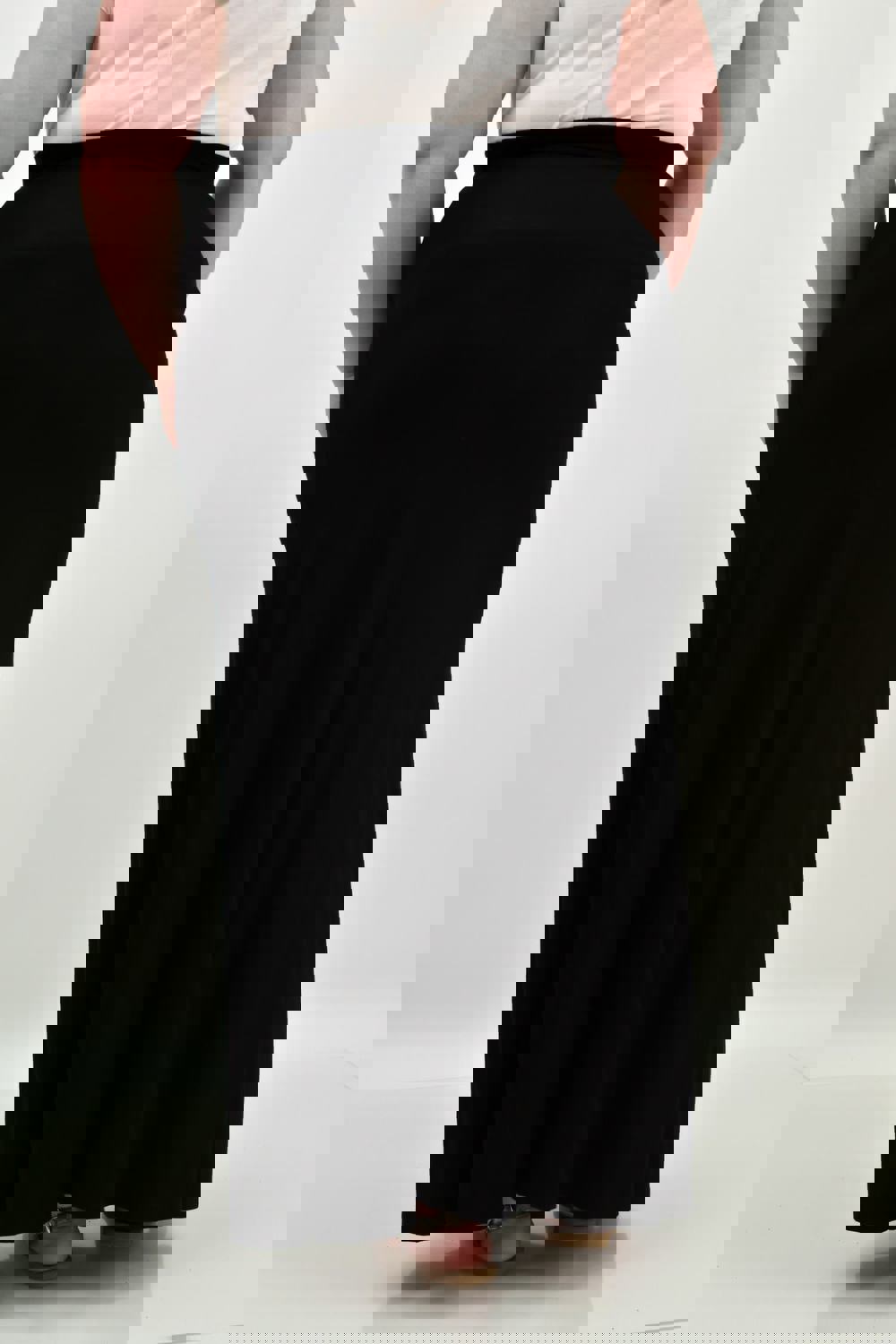 Γυναικεία φούστα μάξι μονόχρωμη σε μεγάλα μεγέθη Μαύρο 10497 φωτογραφία