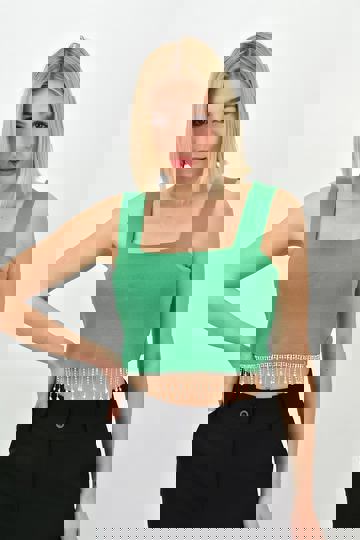  - Πλεκτό κροπ τοπ με στρας και τετράγωνη λαιμόκοψη σε πράσινο