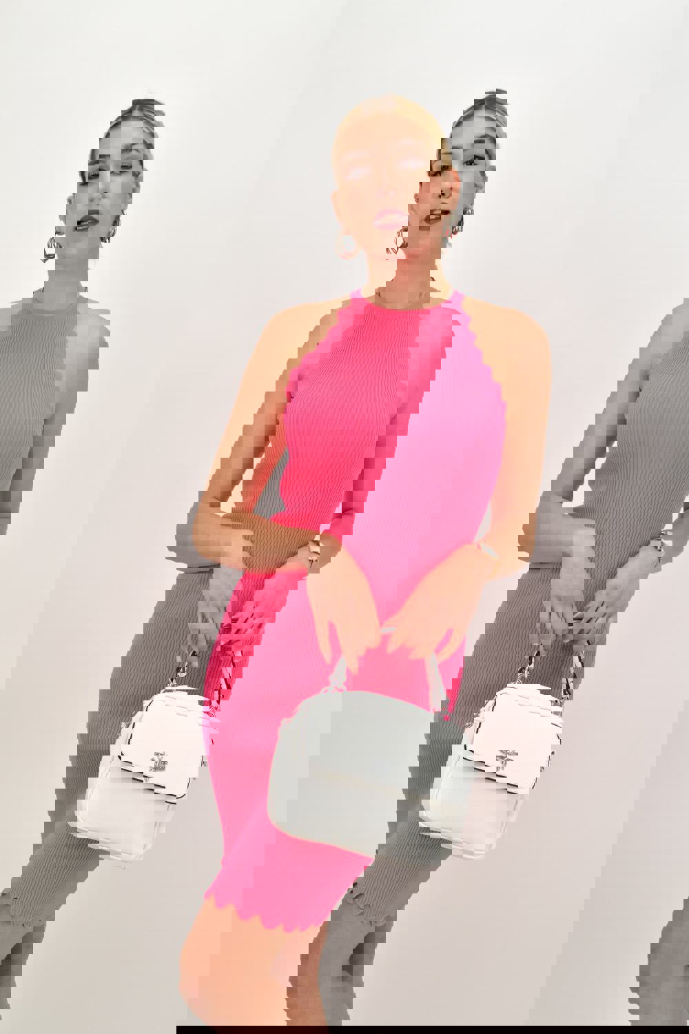 Γυναικείο φόρεμα εφαρμοστό μονόχρωμο Φούξια 11363 φωτογραφία