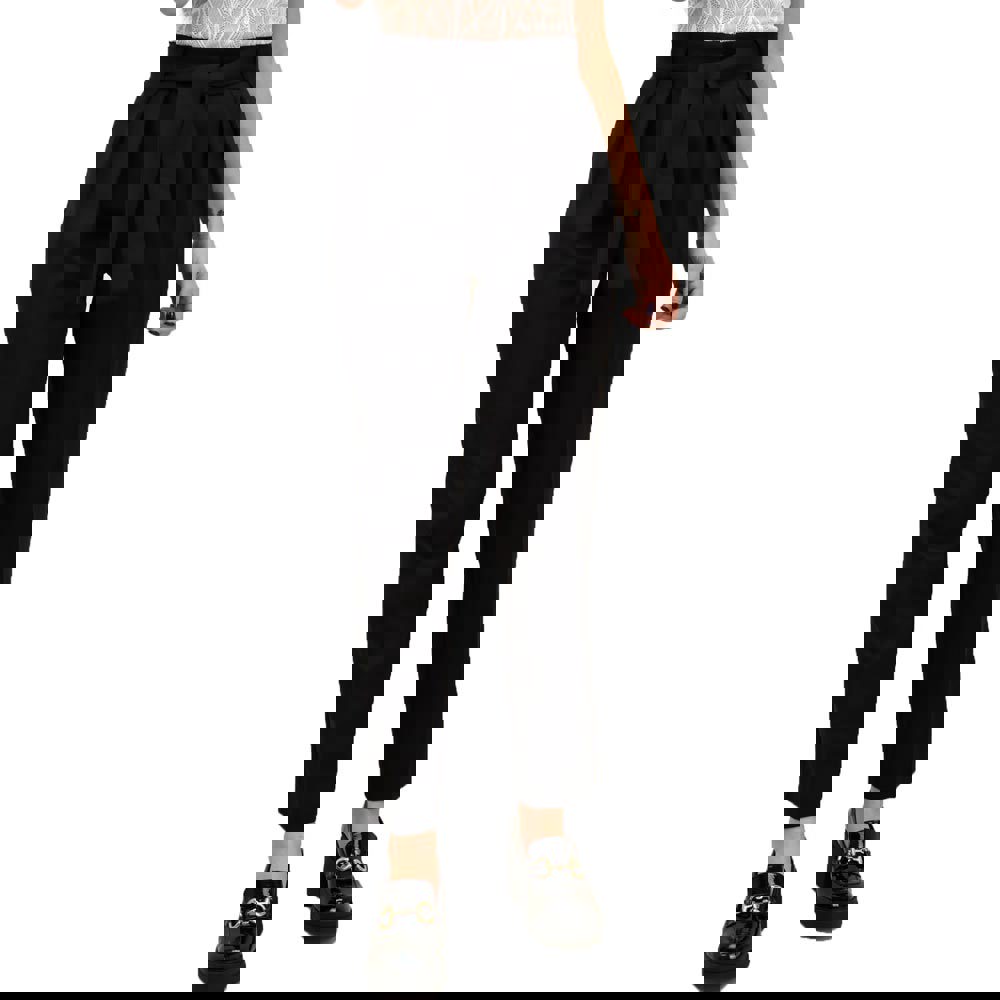 Γυναικείο παντελόνι με υφασμάτινη ζώνη Μαύρο 18842