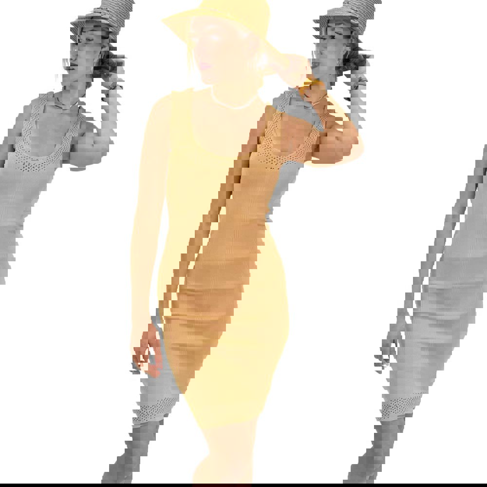 Γυναικείο φόρεμα εφαρμοστό Μπεζ 11516