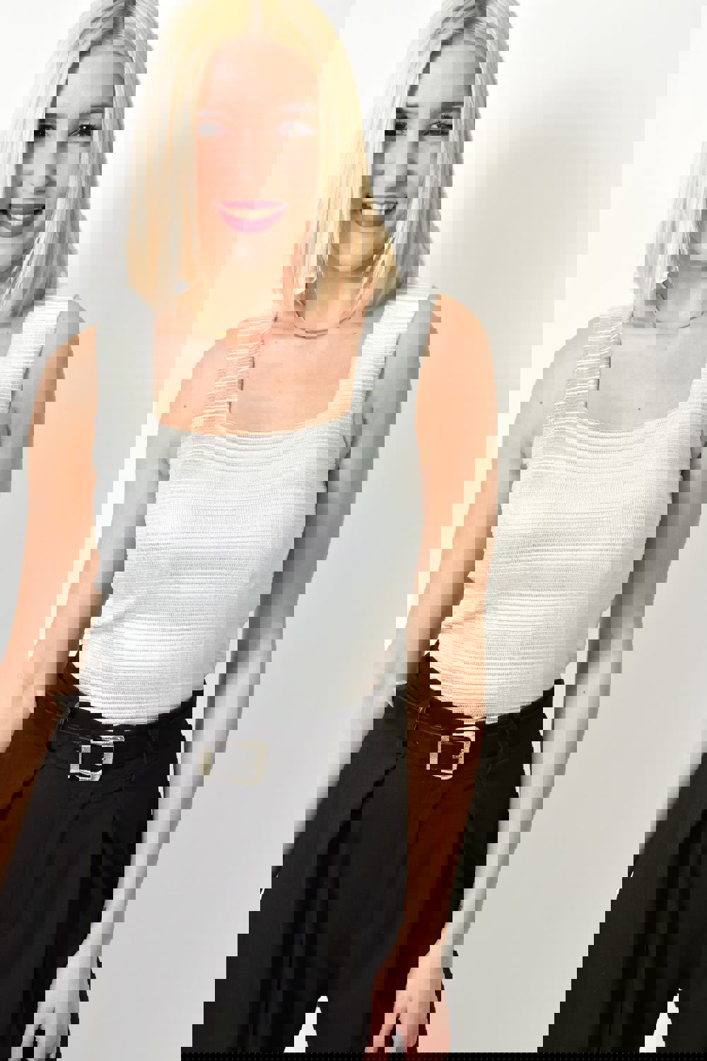 Μεταλιζέ τοπ με ανάγλυφο σχέδιο Λευκό 23410 φωτογραφία