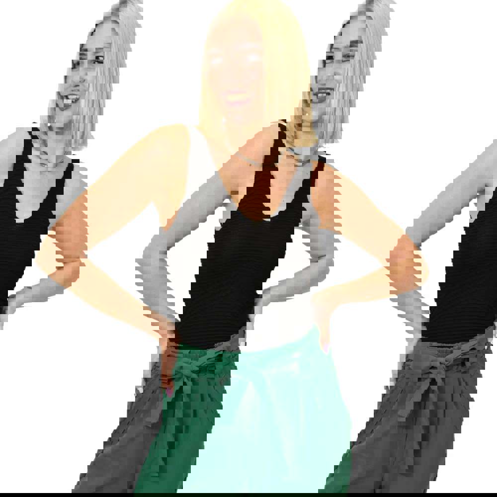 Γυναικείο πλεκτό τοπ με ανάγλυφο σχέδιο Μαύρο 23218