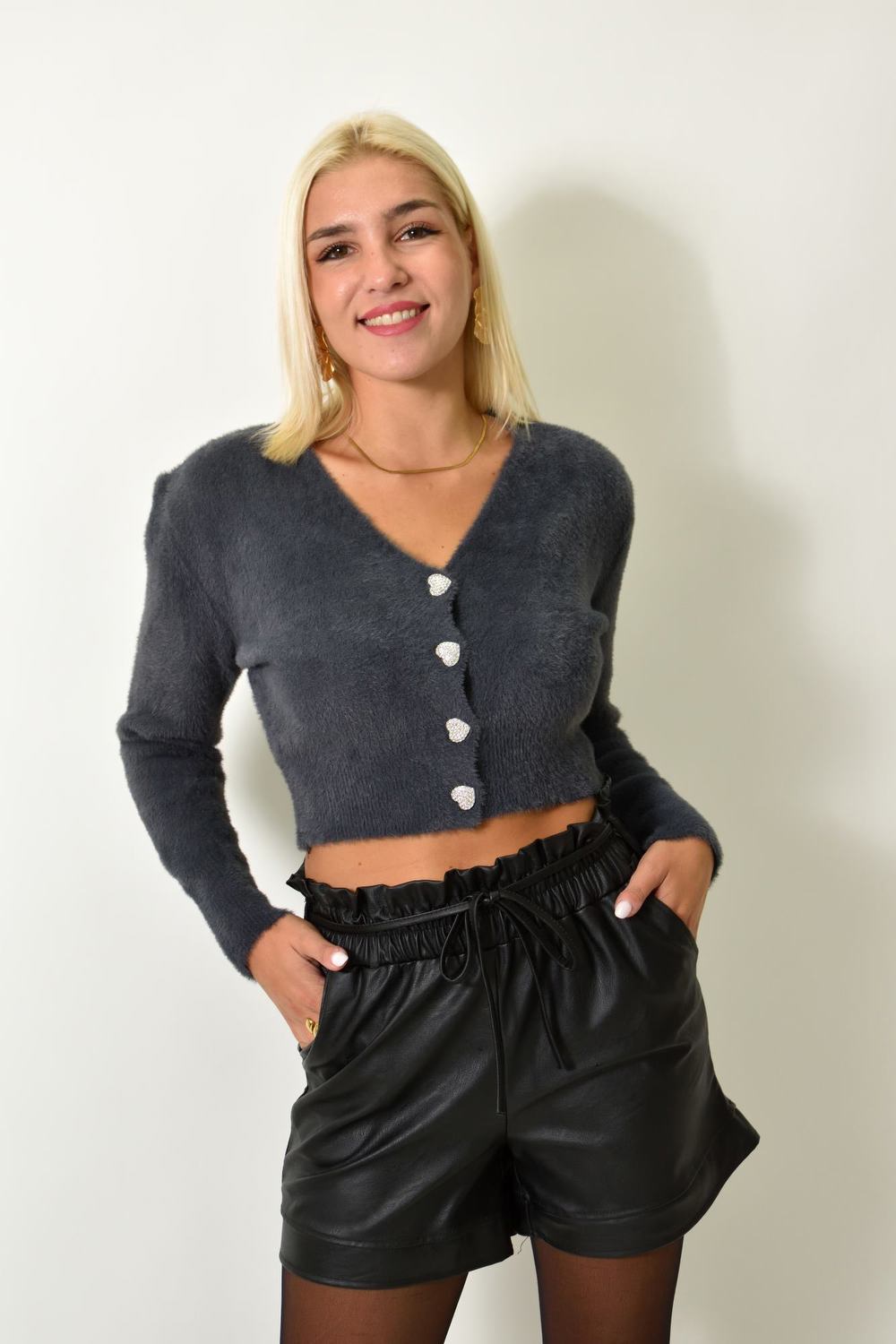 Χνουδωτή ζακέτα με κουμπιά σε σχήμα καρδιάς Ανθρακί 25671 φωτογραφία