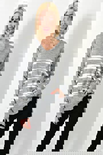  - Πλεκτή μπλούζα ριγέ oversized σε Γκρι