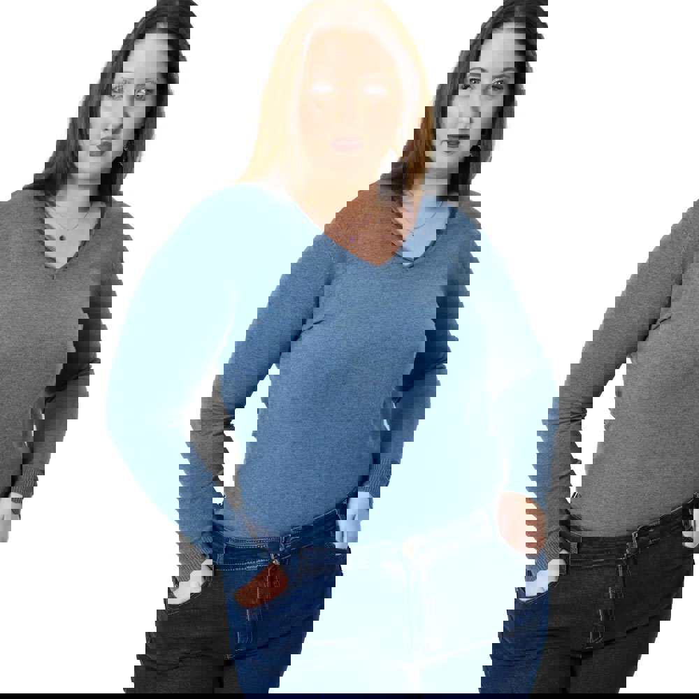 Πλεκτή μπλούζα ζέρσεϊ με V λαιμόκοψη για μεγάλα μεγέθη Μπλε 22777