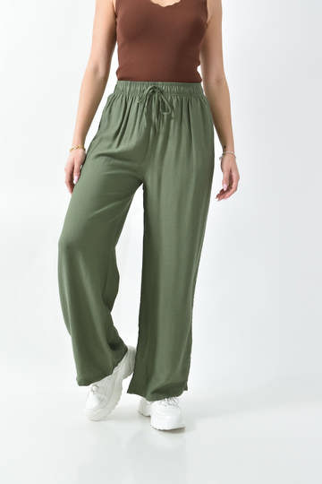  - Ψηλόμεσο παντελόνι ίσια γραμμή με τσέπες σε χακί