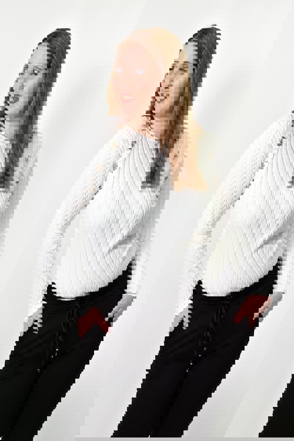 Γυναικείο Plus τοπ με κουμπιά Λευκό 22417 φωτογραφία